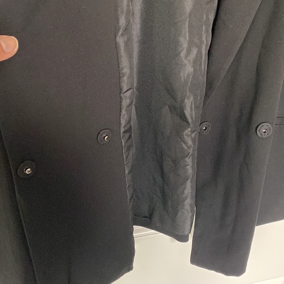 Forever 21 Black Blazer Jacket with Pockets. Button Closure. - Picture 4 of 4